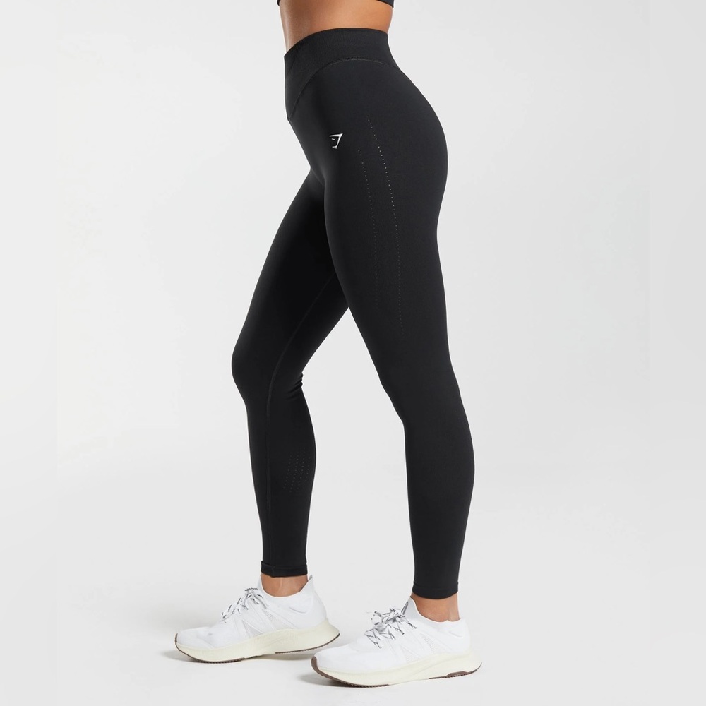 Black Gymshark leggings, size small